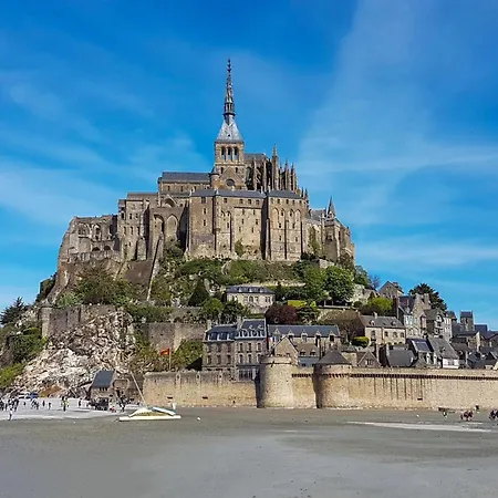 בית נופש La Maison D'ici Et D'ailleurs *